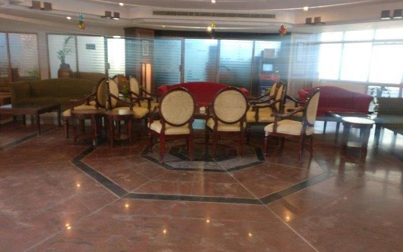 Hotel Raj Hans, Faridabad Exterior foto